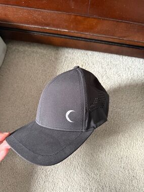 ZYIA Black Performance Crescent Logo Cap